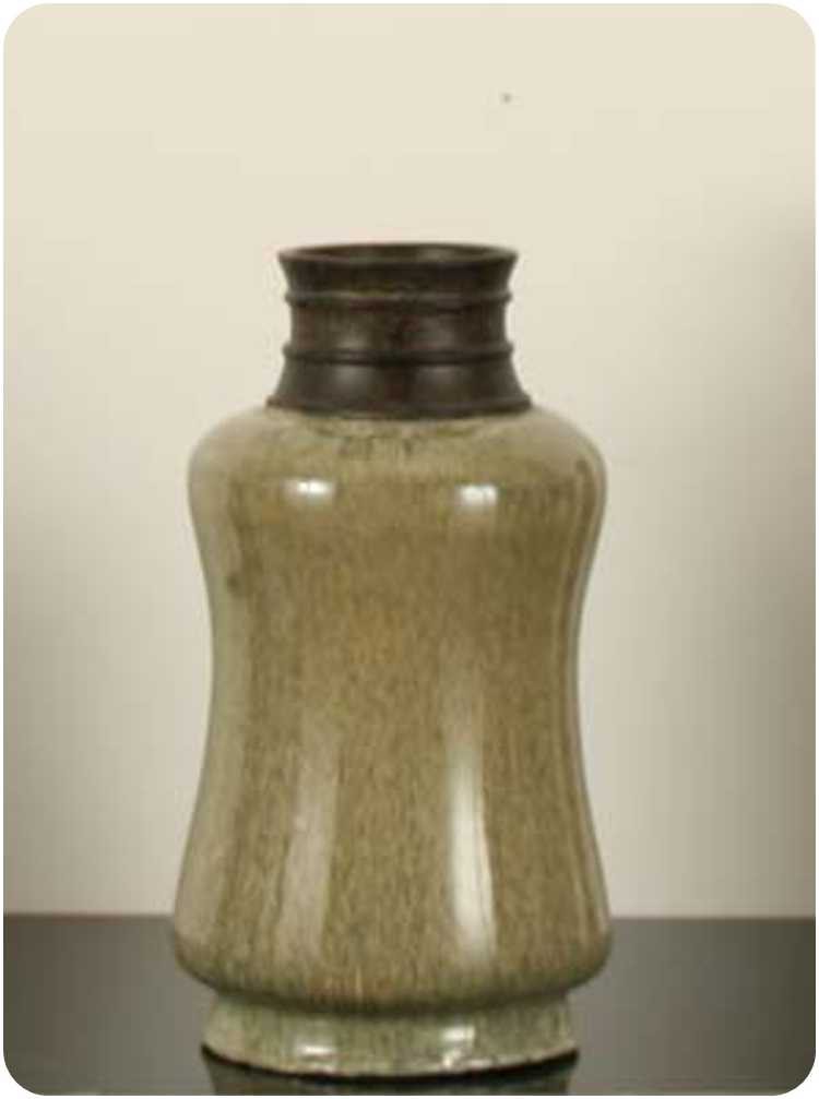 Sherwood Hy188 Mist Green Ceramic Vase-629
